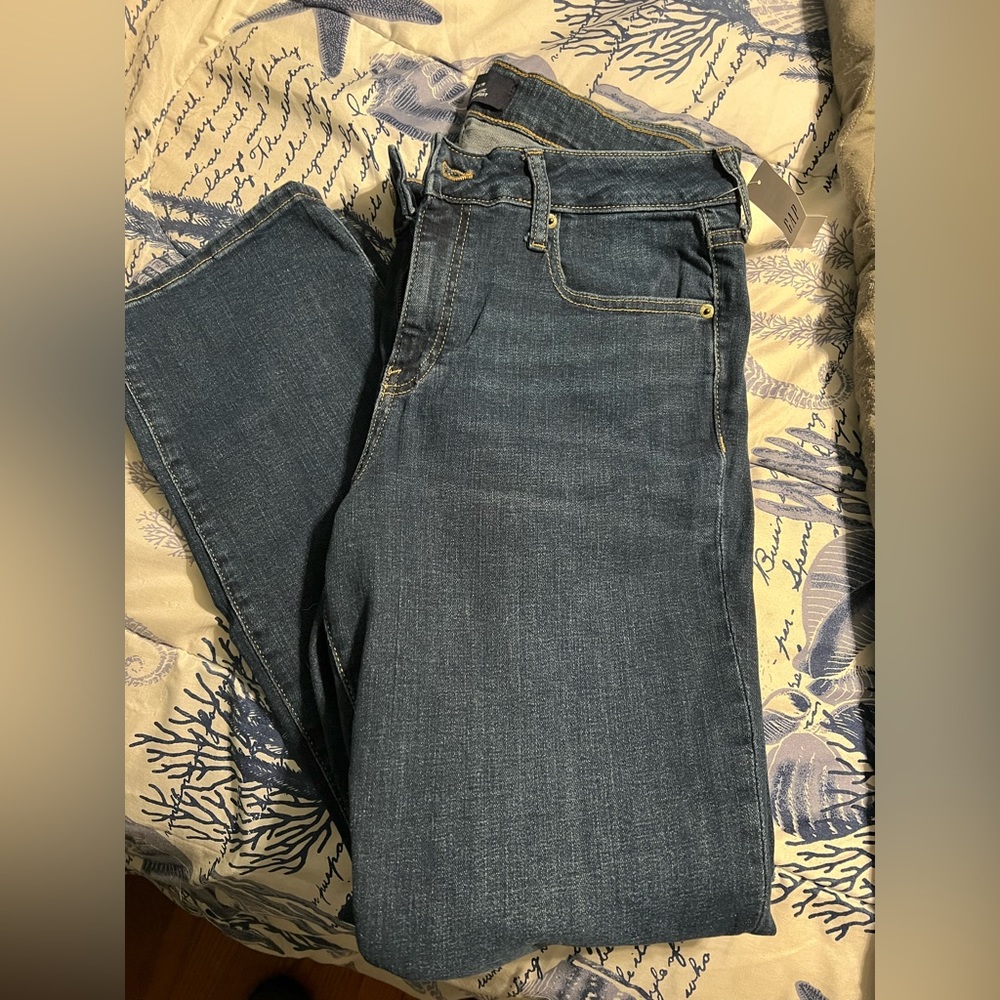 Woman’s Gap jeans size 12 NWT